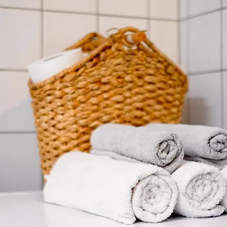 Cozy City Center Apartment - Schlossberg View - by Casa Momo Apartament