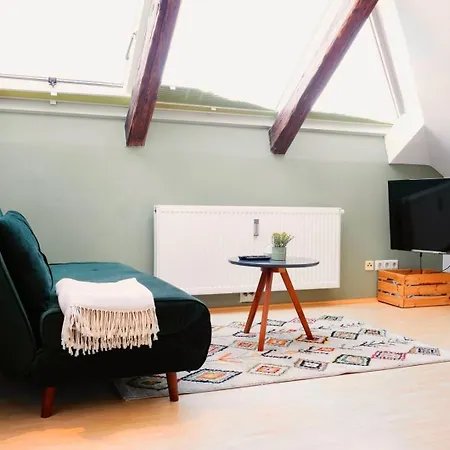Helles Apartment In Zentraler Lage *