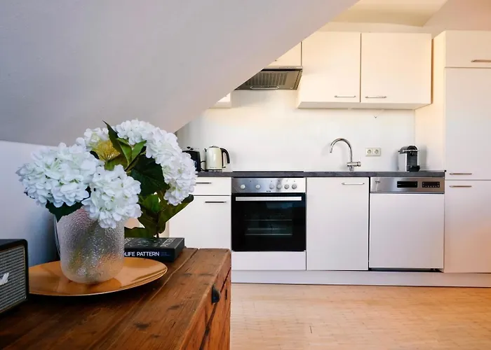 Cozy Center - Near - Schlossberg View - By Casa Momo Apartment